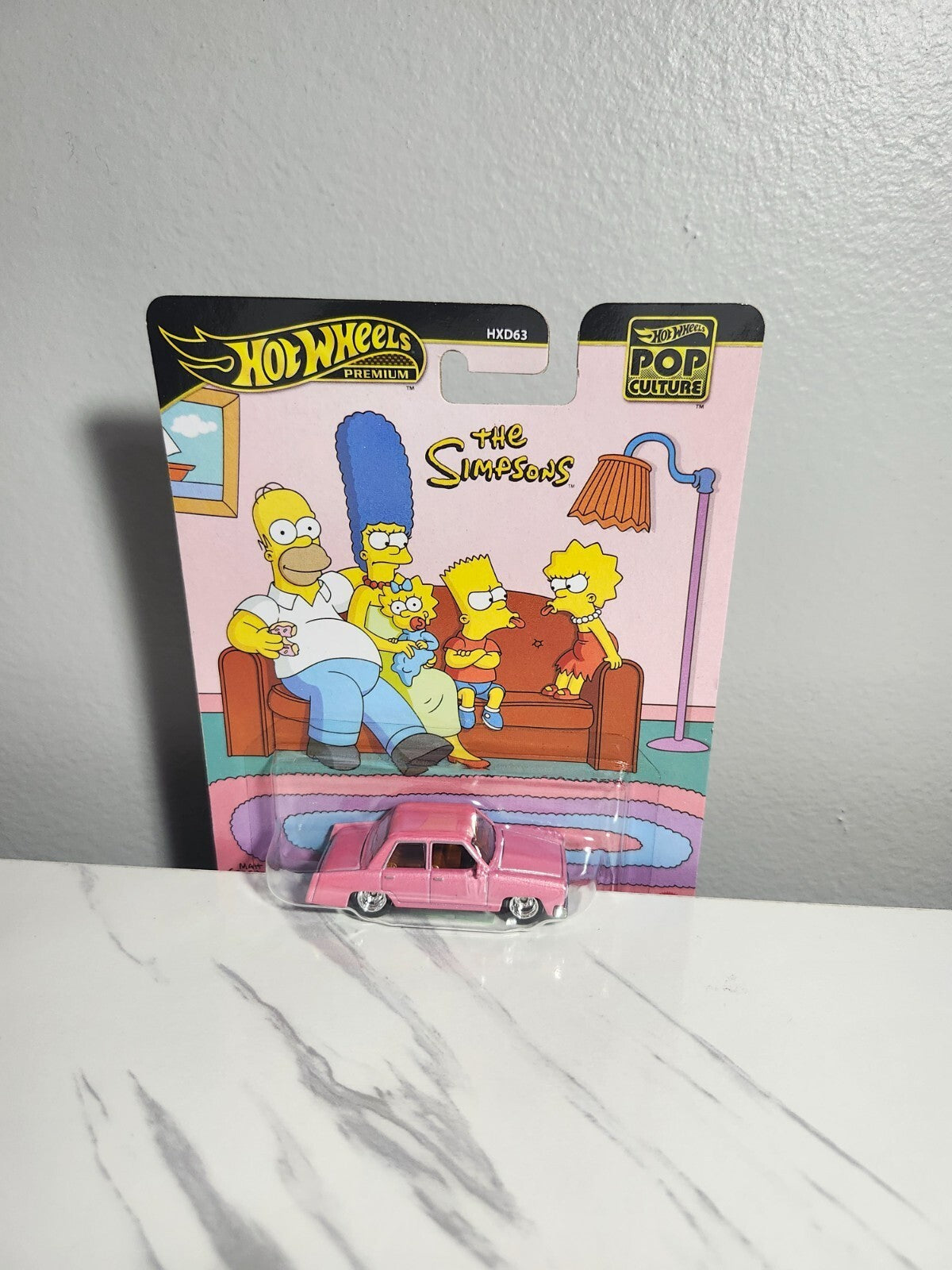 Hot Wheels Pop Culture  Premium The Simpsons Family Car