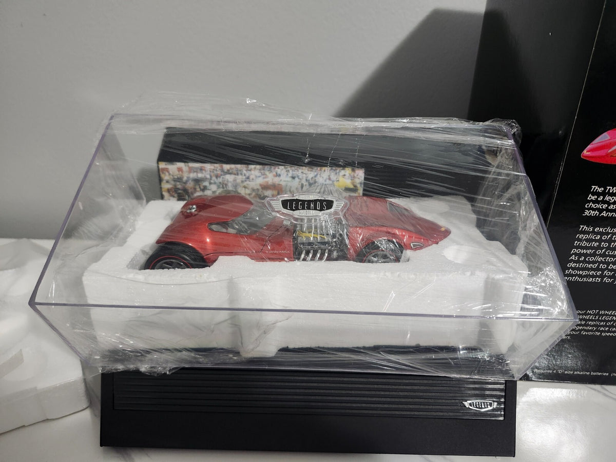 Hot Wheels Twin Mill 1:24 30th Anniversary Legends To Life Show Car