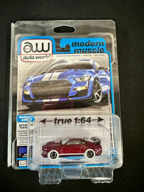 Auto World 1:64 2021 Ford Mustang Shelby GT500 Carbon Fiber Track Pack CHASE