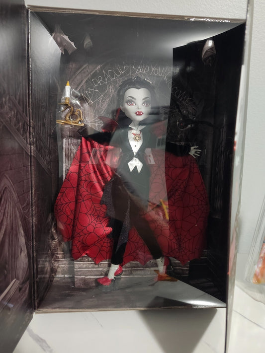 Mattel Creations Dracula Monster High Scullector Doll HDW24-9993 Original 2022