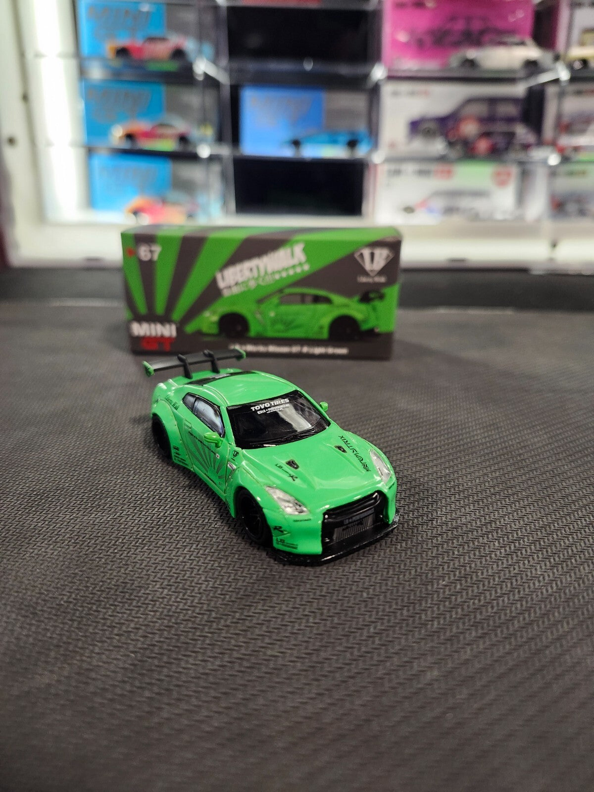 MINI GT #67 LBWK LB*WORKS Nissan GT-R Hobbystock exclusive Type 1 Green Rare